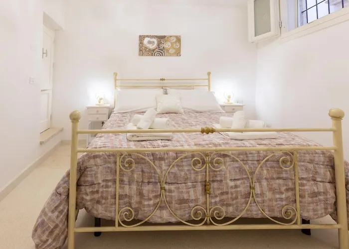 Raffinata Dimora Nel Centro Storico Di *